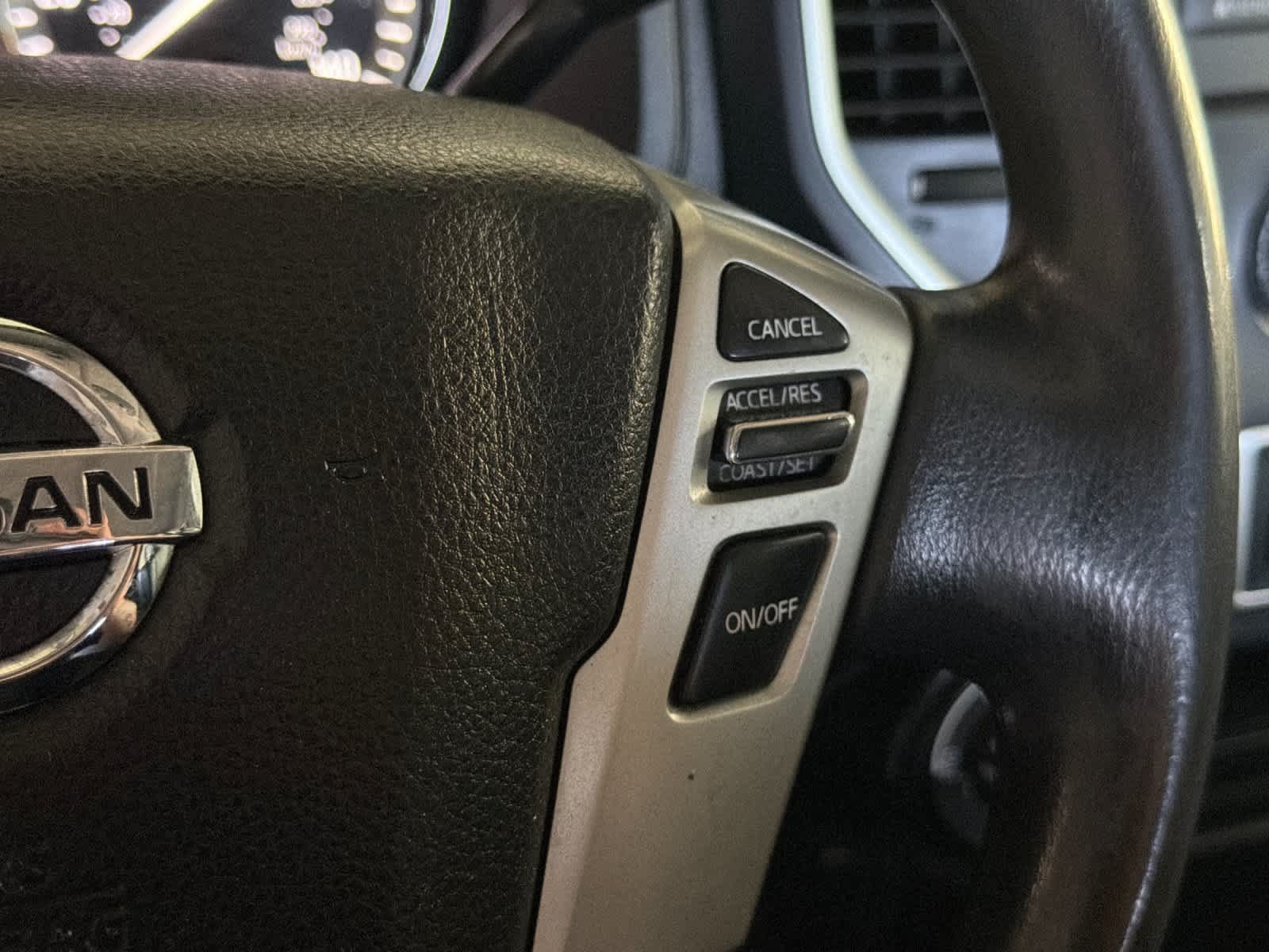 Used 2019 Nissan Titan S AWD/4WD image 25