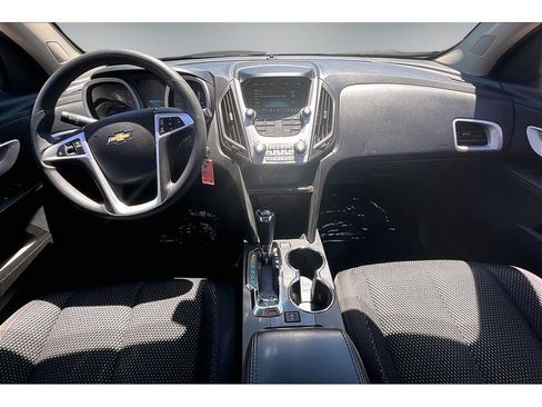 Used 2017 Chevrolet Equinox LT AWD/4WD image 7