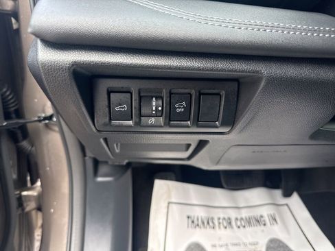 Used 2024 Subaru Outback Limited image 16