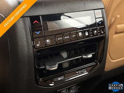 Used 2023 Jeep Grand Cherokee L Summit AWD/4WD image 18