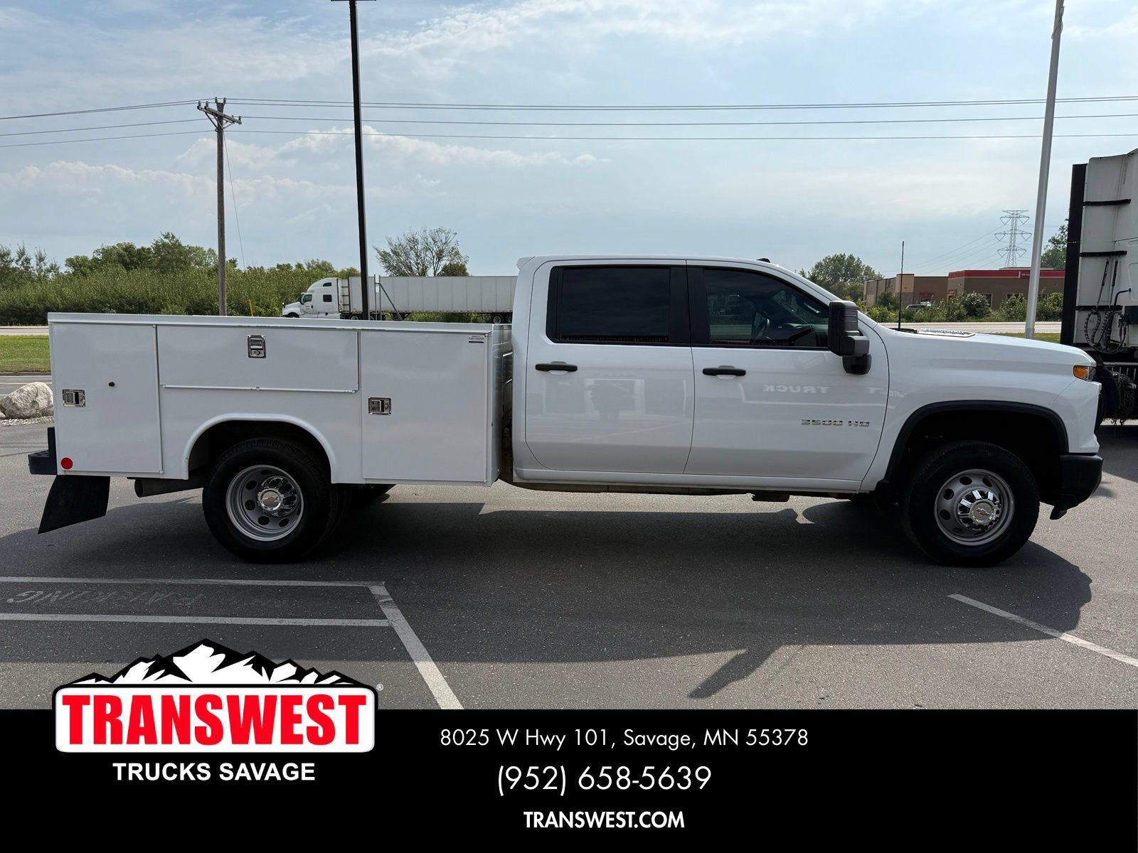 Used 2025 Chevrolet Silverado 3500 W/T AWD/4WD image 14