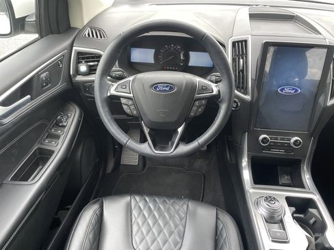 Used 2024 Ford Edge Titanium w/ Equipment Group 301A AWD/4WD image 21