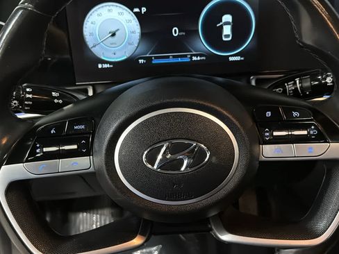 Used 2022 Hyundai Elantra Limited FWD image 11