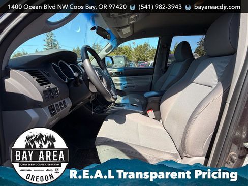Used 2015 Toyota Tacoma 4x4 Double Cab w/ TRD Off-Road Package image 11