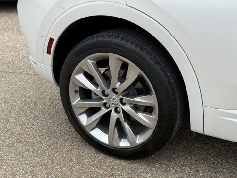 Used 2023 Buick Envision Avenir AWD/4WD image 12