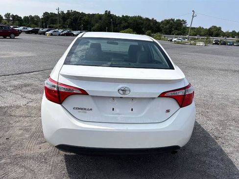 Used 2015 Toyota Corolla S FWD image 4
