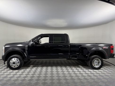 Used 2025 Ford F450 Platinum w/ FX4 Off-Road Package image 10
