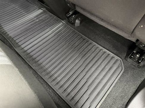 Used 2024 Chevrolet Blazer LT w/ Convenience Package image 23