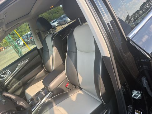 Used 2020 INFINITI QX60 Signature Edition FWD image 13