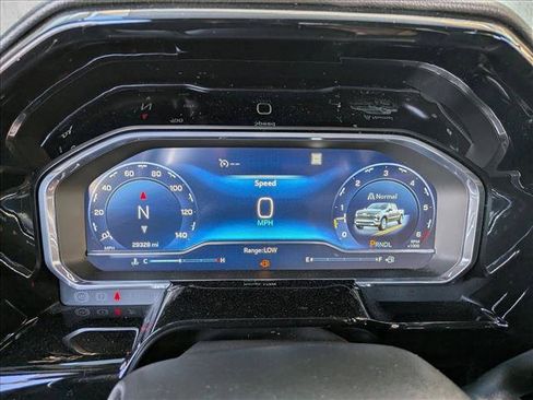 Used 2023 Chevrolet Silverado 1500 LT image 9