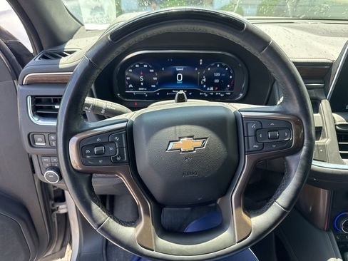 Used 2024 Chevrolet Suburban High Country w/ Advanced Technology Package AWD/4WD image 12