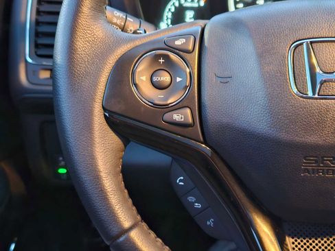 Used 2021 Honda HR-V EX-L image 31