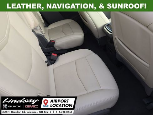 Used 2021 Cadillac XT6 Premium Luxury image 29