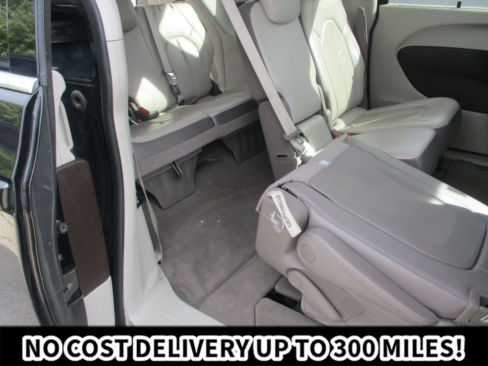 Used 2018 Chrysler Pacifica Touring-L Plus w/ Advanced Safetytec Group FWD image 15