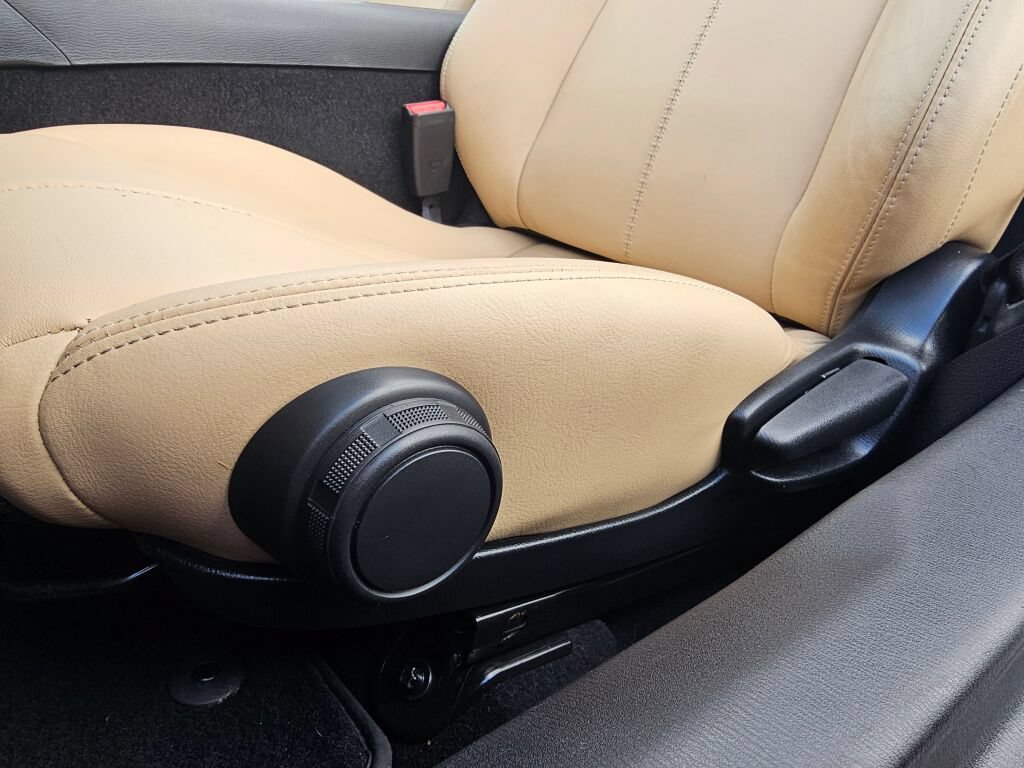 Used 2019 MAZDA MX-5 Miata RF Grand Touring w/ GT-S Package RWD image 32