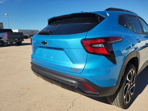 New 2026 Chevrolet Trax RS w/ Driver Confidence Package image 19