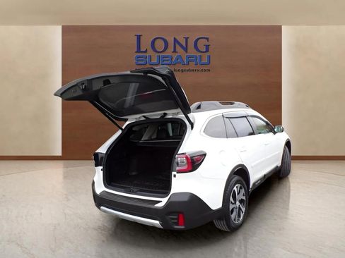 Used 2022 Subaru Outback Limited image 9
