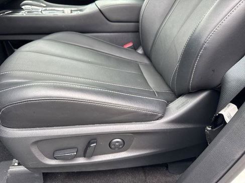 Certified 2025 INFINITI QX60 Luxe image 17