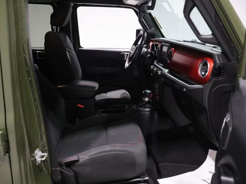 Used 2021 Jeep Wrangler Unlimited Rubicon AWD/4WD image 19