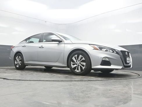 Used 2021 Nissan Altima 2.5 S image 31