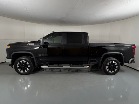 Used 2025 Chevrolet Silverado 2500 LT w/ Convenience Package image 6