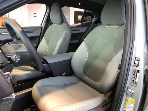 New 2026 Volvo EX30 Cross Country Ultra w/ Protection Package Premier image 24