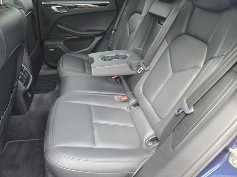 Used 2020 Porsche Macan S AWD/4WD image 39