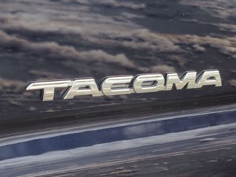 Used 2012 Toyota Tacoma 4x4 Double Cab image 13