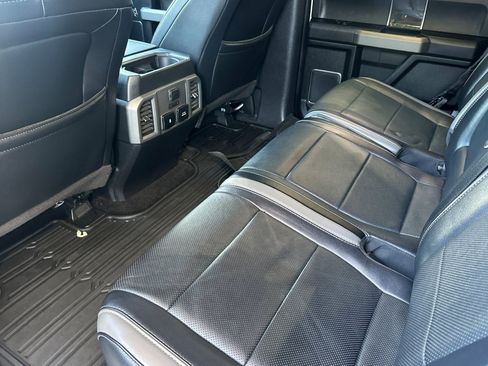 Used 2018 Ford F150 Raptor w/ Equipment Group 802A Luxury AWD/4WD image 15
