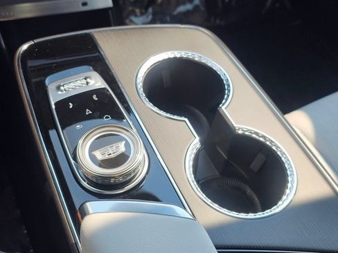New 2026 Cadillac Lyriq Sport AWD/4WD image 32