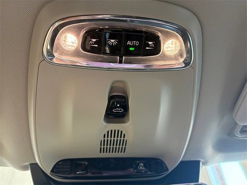 Used 2018 Volvo XC90 T5 Momentum image 23