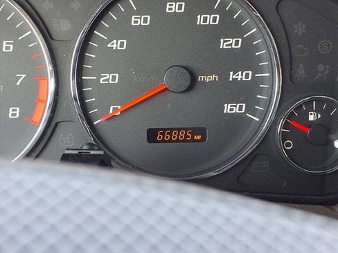 Used 2006 Cadillac SRX w/ Seating Package image 19