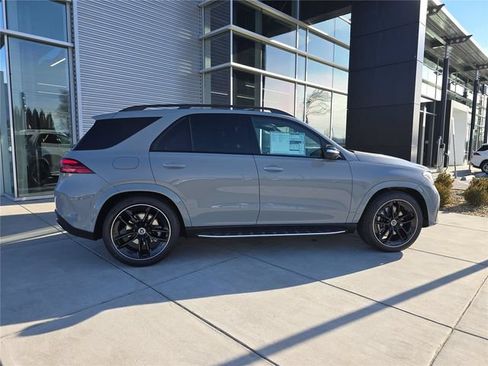 Used 2026 Mercedes-Benz GLE 450 4MATIC image 2