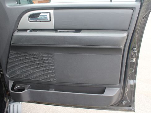 Used 2011 Ford Expedition EL Limited image 47