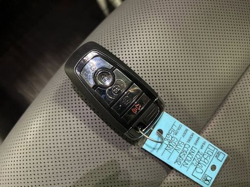 Certified 2022 Lincoln Corsair AWD w/ Equipment Group 101A image 23