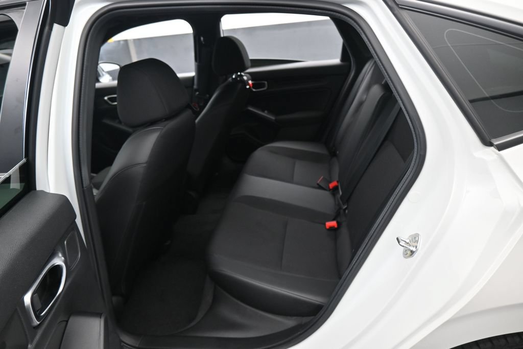 Used 2025 Honda Civic Sport image 32