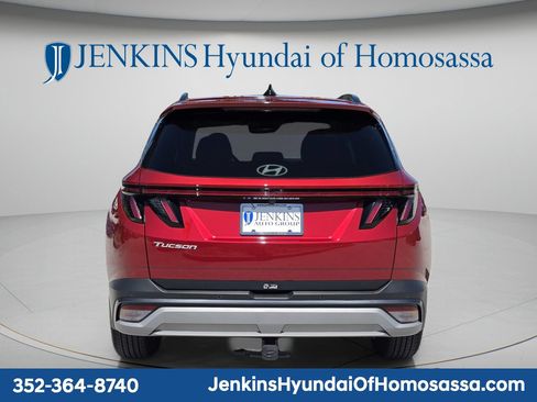 Used 2025 Hyundai Tucson Limited FWD image 5