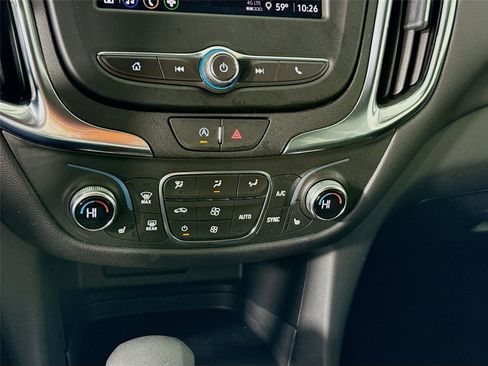 Used 2024 Chevrolet Equinox LT image 9