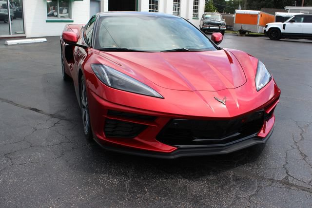Used 2023 Chevrolet Corvette Stingray Premium Conv w/ Z51 Performance Package RWD image 9