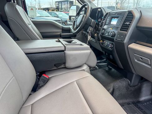 Used 2022 Ford F550 2WD Regular Cab Super Duty image 23