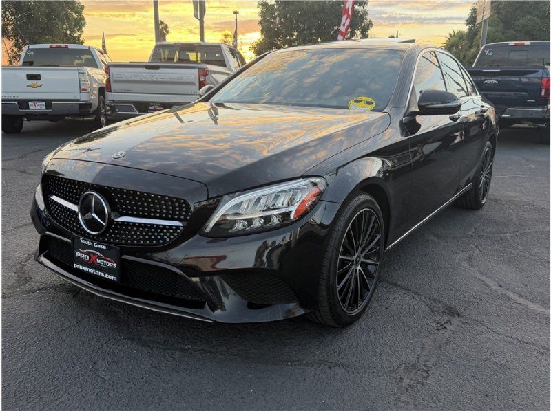 Used 2020 Mercedes-Benz C 300 Sedan image 3