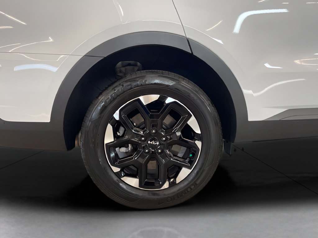 Certified 2026 Kia Sorento S AWD/4WD image 32