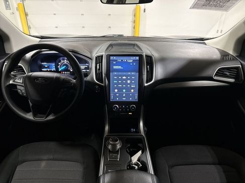 Used 2022 Ford Edge SE AWD/4WD image 10