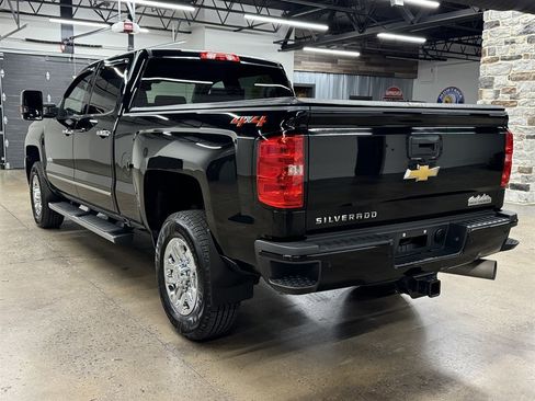 Used 2019 Chevrolet Silverado 3500 High Country w/ Duramax Plus Package AWD/4WD image 12