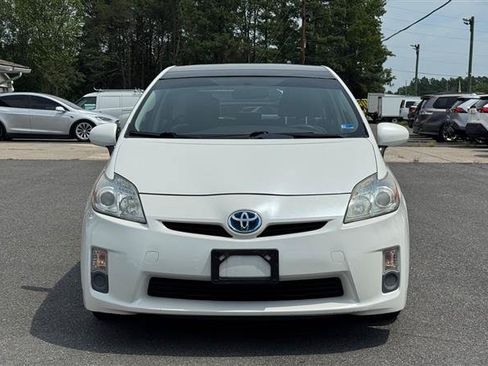 Used 2011 Toyota Prius Three w/ Solar Roof Pkg FWD image 3