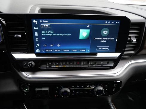 Used 2024 Chevrolet Silverado 1500 High Country w/ Z71 Off-Road Package image 24