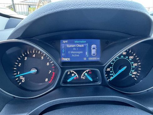 Used 2015 Ford Escape SE FWD image 41