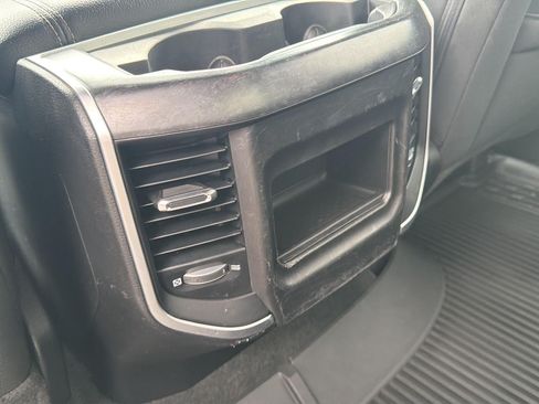 Used 2022 RAM 1500 Big Horn AWD/4WD image 23