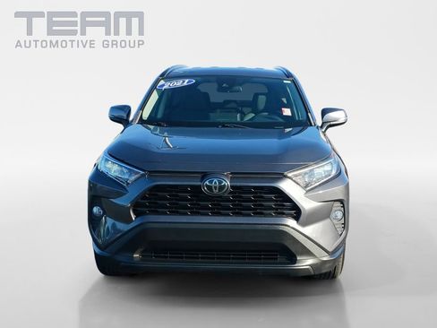 Used 2021 Toyota RAV4 XLE image 2