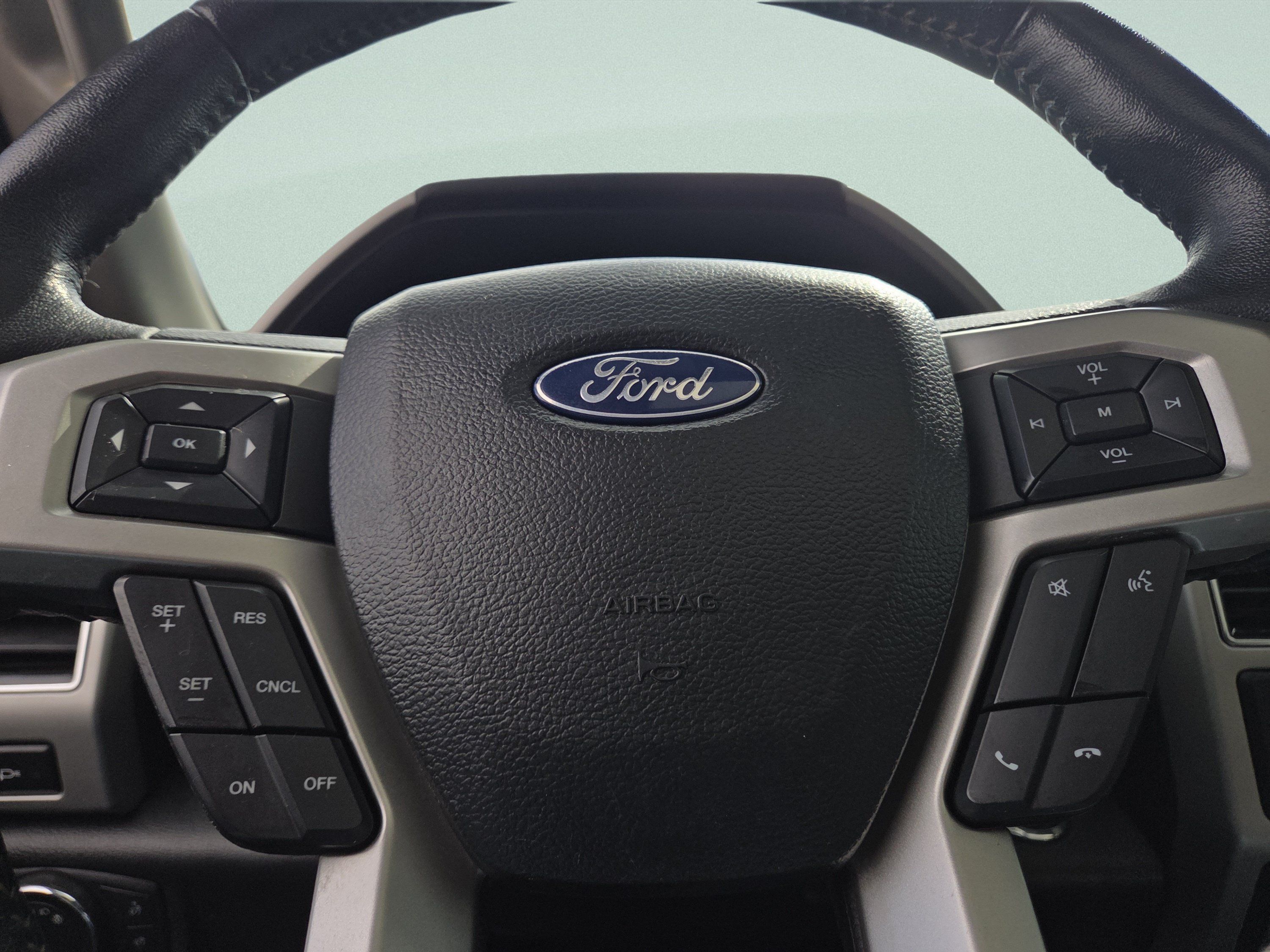 Certified 2020 Ford F150 Lariat AWD/4WD image 32